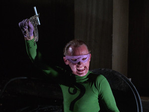 Batman 1. évad Ep.11 Minden napra egy Rébusz