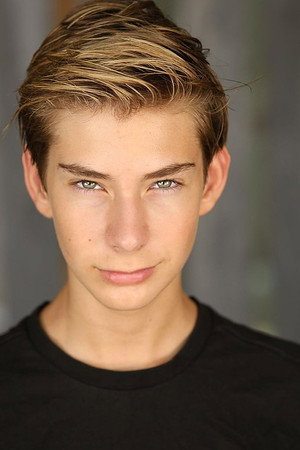 Sawyer Sharbino profil kép