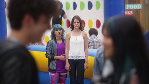 Degrassi: Next Class 4. évad Ep.1 1. epizód