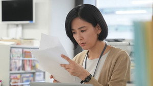 笑うマトリョーシカ 1. évad Ep.1 1. epizód