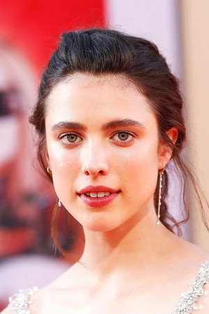 Margaret Qualley profil kép