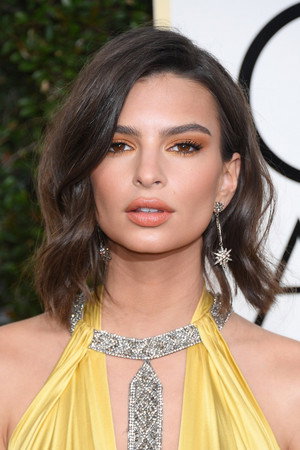 Emily Ratajkowski profil kép