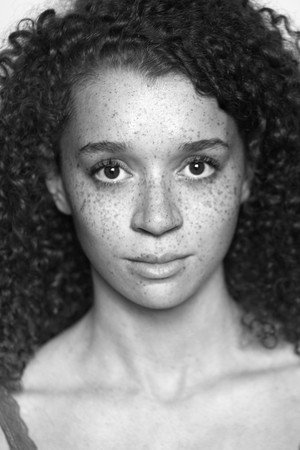 Erin Kellyman profil kép