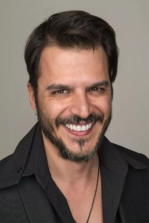 Mehmet Günsür profil kép