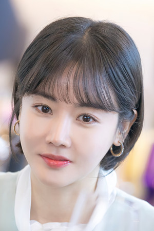 Hwang Woo-seul-hye profil kép