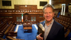 Hawks and Doves: The Crown and Ireland's War of Independence kép