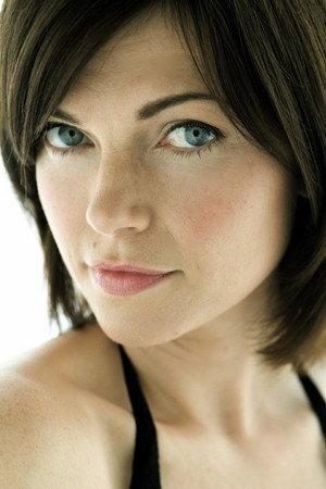 Nicole De Boer profil kép