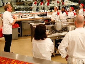 Gordon Ramsay - A pokol konyhája 4. évad Ep.5 11 szakács versenyez
