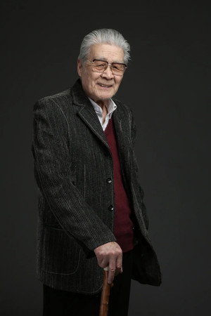 蓝天野 profil kép