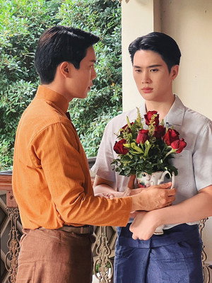 จาฤกรติชา poszter