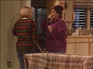 Roseanne 4. évad Ep.24 24. epizód