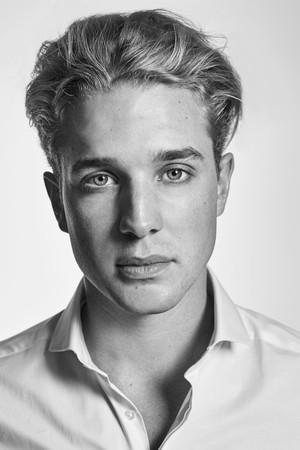 Vecsei H. Miklós profil kép