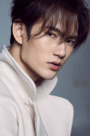 นเรศ พร้อมเผ่าพันธ์ profil kép