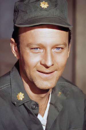 Larry Linville profil kép