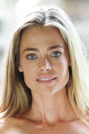 Denise Richards profil kép