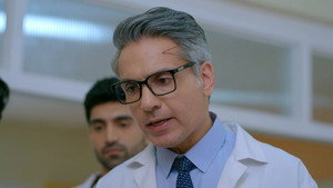 Hui Gumm Yaadein - Ek Doctor Do Zindagiyaan 1. évad Ep.32 32. epizód
