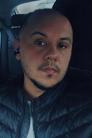 Atlas Karan Tumluer profil kép