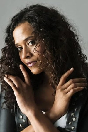 Angel Coulby profil kép