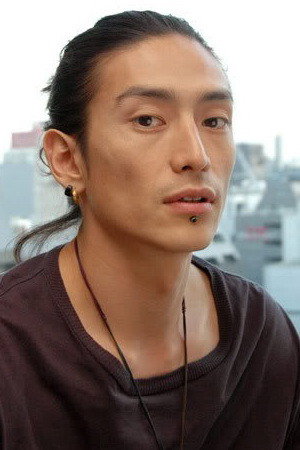 伊勢谷友介 profil kép