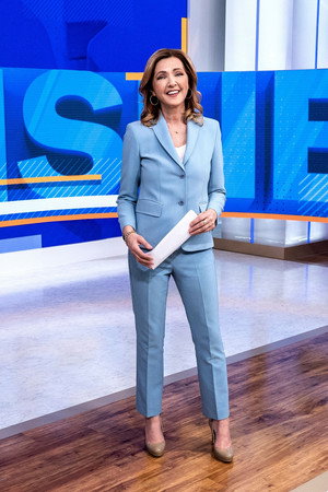 Chris Jansing Reports poszter