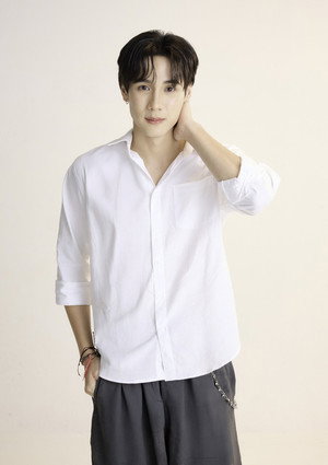 ไหนใครว่าพวกมันไม่ถูกกัน poszter