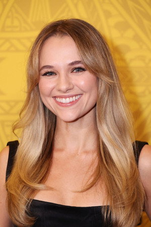 Madison Iseman profil kép