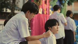 ต้นส้มอยู่บ้านเขา แต่ผลส้มหล่นมาบ้านเราตลอดเลย kép