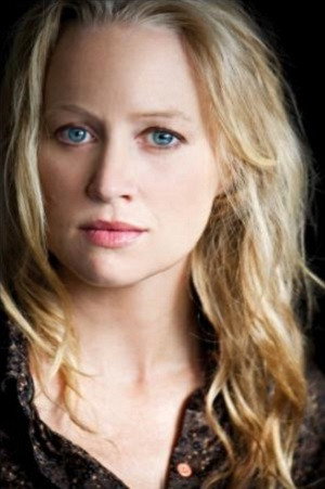 Anna Lise Phillips profil kép