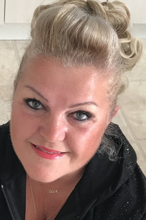 Helle Pilar Larsen profil kép