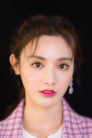 彭小苒 profil kép