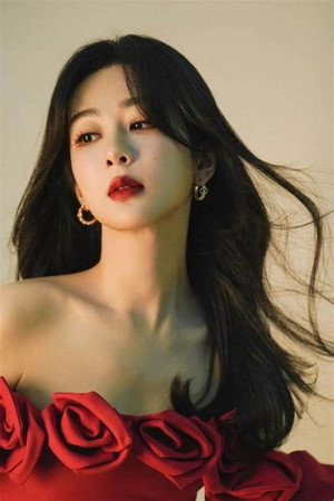 杨紫 profil kép