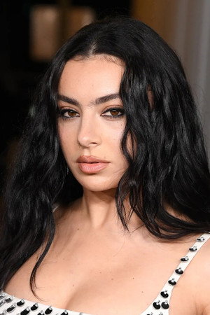 Charli xcx profil kép