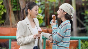 รักไม่คาดฝัน kép