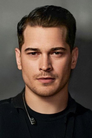 Çağatay Ulusoy profil kép