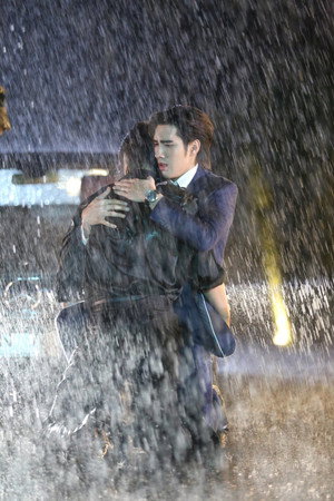 การเกิดใหม่ของดวงดาว poszter