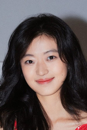 孙千 profil kép