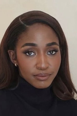 Ayo Edebiri profil kép