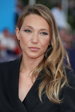Laura Smet profil kép