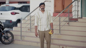காக்கி சர்க்கஸ் kép