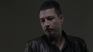 Testvérből ellenség 1. évad Ep.46 46. epizód