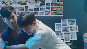 จูบสุดท้ายเพื่อนายคนเดียว kép