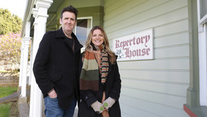 Julia Zemiro's Home Delivery 1. évad Ep.1 1. epizód