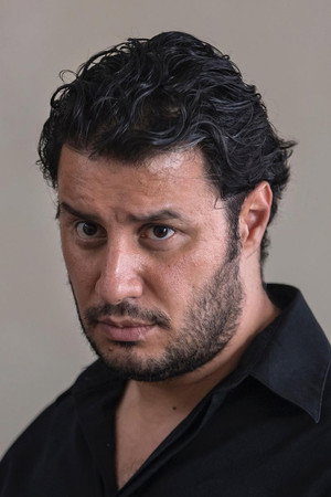 جواد عزتی profil kép