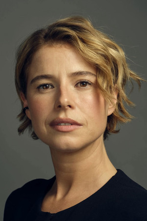 Jessie Buckley profil kép