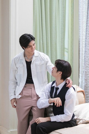 บ้านชายมอง poszter