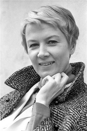 Алла Демидова profil kép