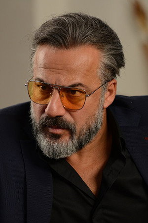 امیر آقایی profil kép
