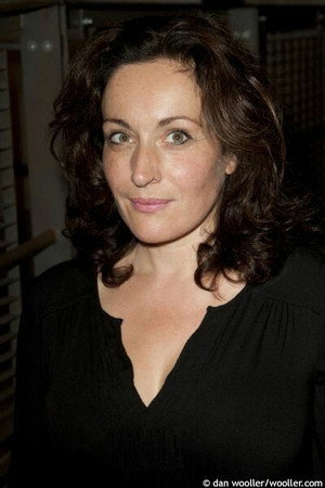 Lucy Cohu profil kép