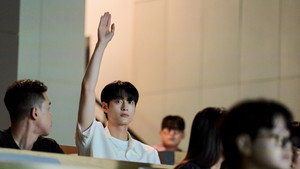 수업중입니다 kép