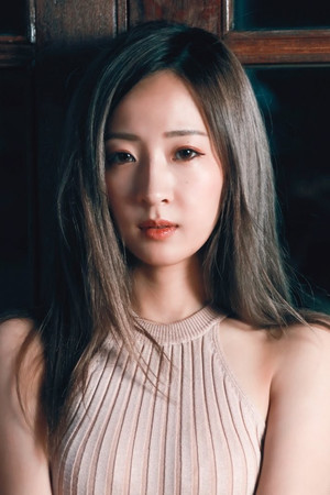 彭翔翎 profil kép